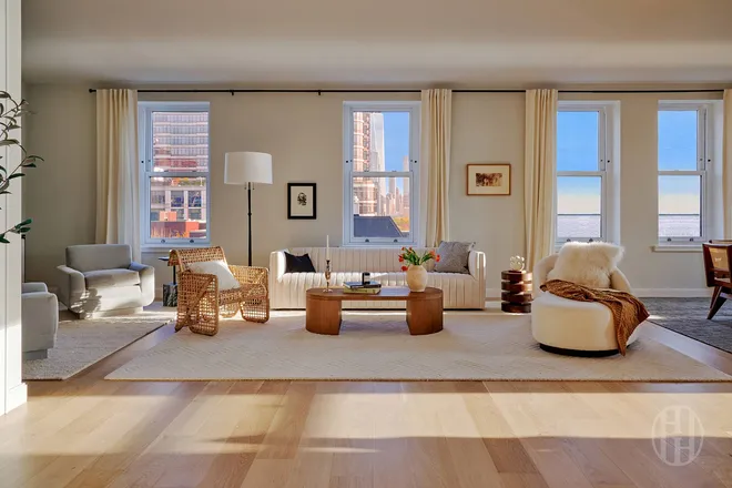 150 Barrow Street #PENTHOUSE-1, New York, NY 10014-1015