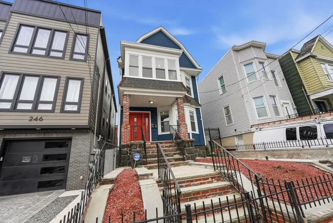 244 CLINTON Avenue, JC, West Bergen, NJ 07304