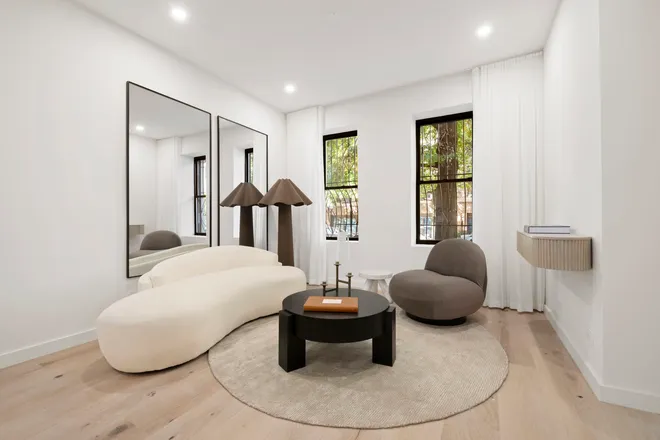 511 8th Avenue #1, Brooklyn, NY 11215