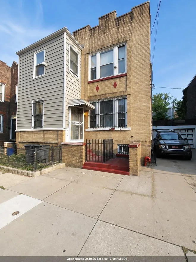 129 STEVENS Avenue, JC, Greenville, NJ 07305