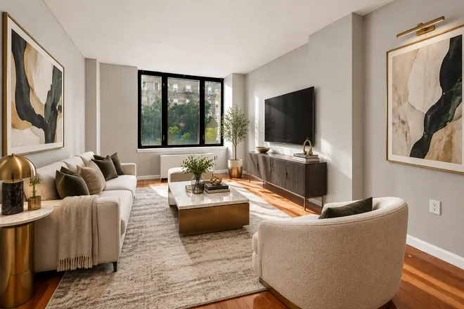 380 LENOX Avenue #3G, New York, NY 10027