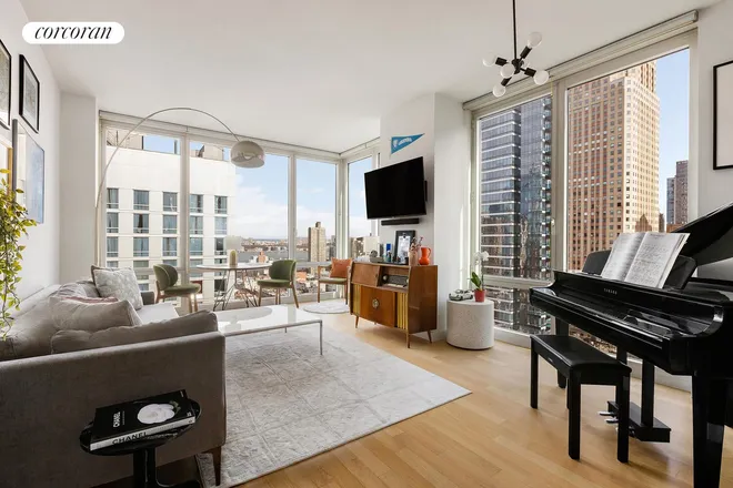 247 West 46th Street #2501, New York, NY 10036