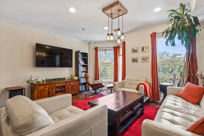 87 JACKSON Street, Hoboken, NJ 07030