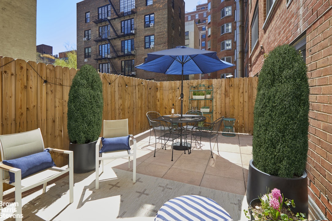 175 West 12th Street #2J, Greenwich Village, Manhattan, NY 10011 - Property photo 3 of 9