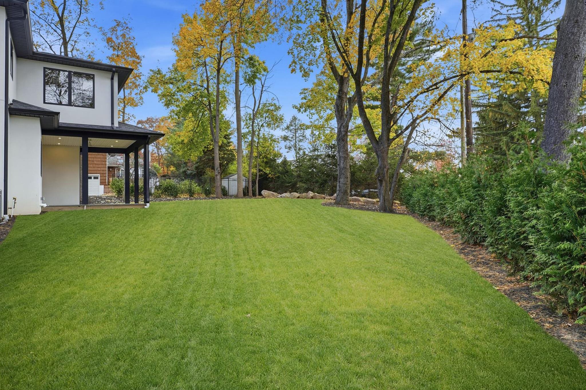 121 ENGLE Street, Cresskill Borough, Cresskill, NJ 07626 - Property photo 4 of 50