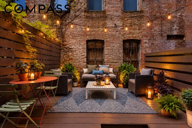 118 Suffolk Street #1B, New York, NY 10002