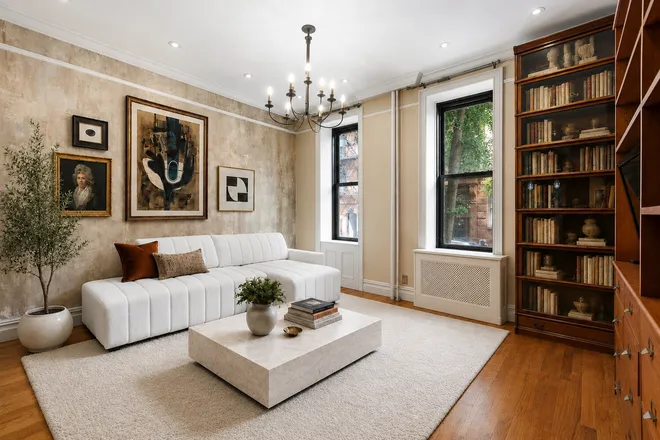 96 PERRY Street #B3, New York, NY 10014