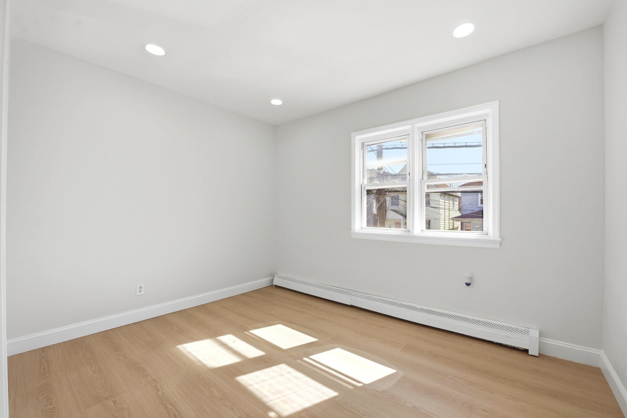 139 WEST 51st Street, Bayonne City, Bayonne, NJ 07002 - Property photo 5 of 27