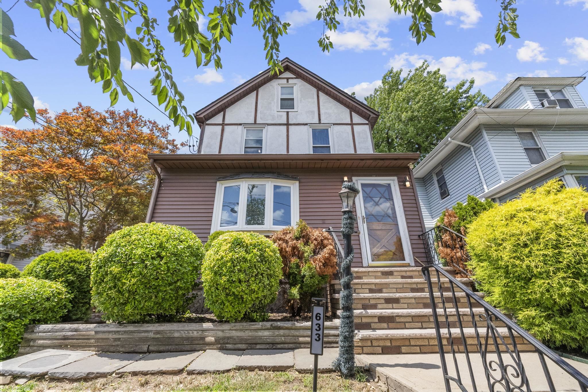 633 CHESTNUT Street, Kearny Town, Kearny, NJ 07032 - Property photo 2 of 46