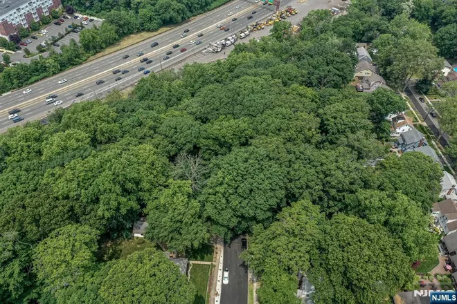 39 Forest, Bloomfield, NJ 07003