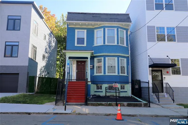 208 22nd, Irvington, NJ 07111