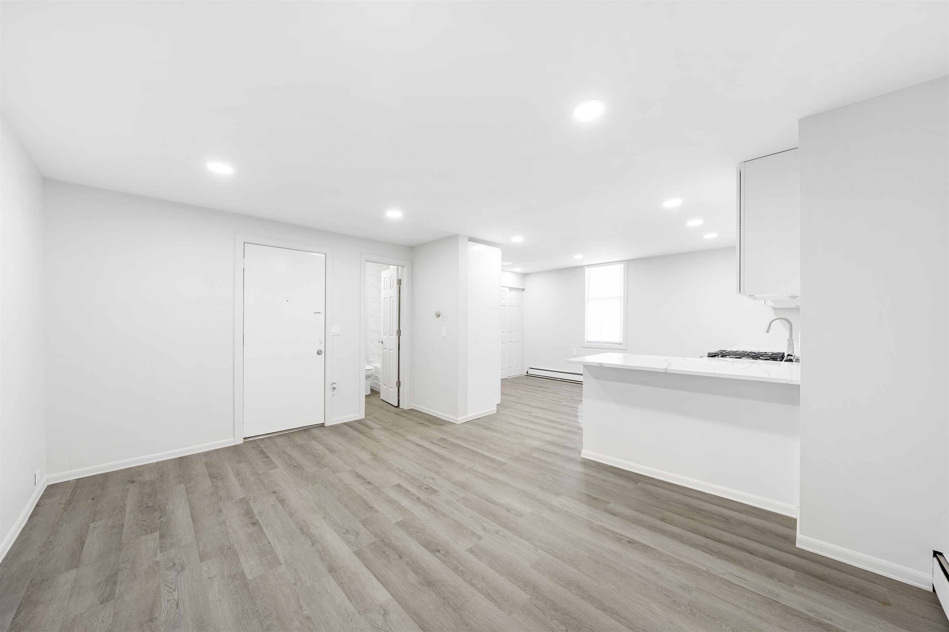418 7th Street, Union City, Union City, NJ 07087 - Property photo 3 of 37