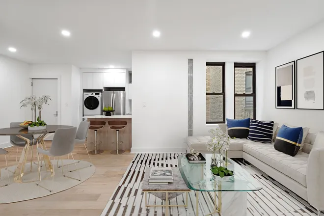 86 Thayer Street #1-AA, New York, NY 10040