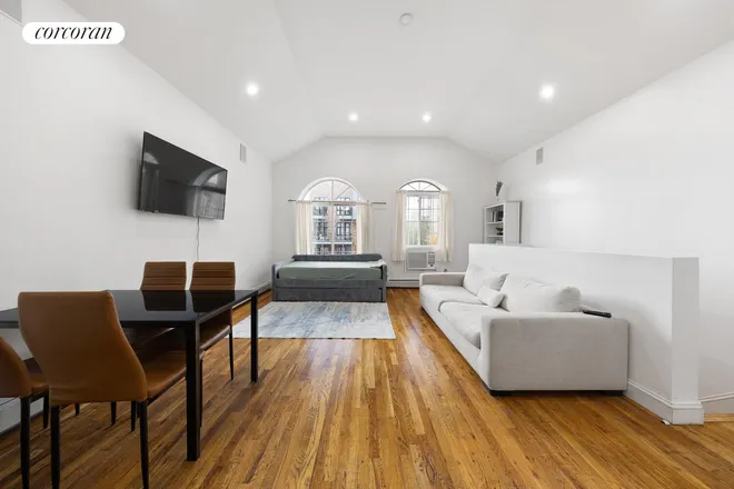 647 MIDWOOD Street #3A, Brooklyn, NY 11203