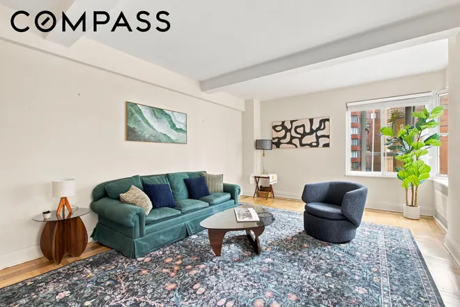 20 East 35th Street #9D, New York, NY 10016