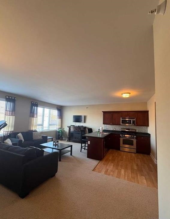 447 FAIRVIEW Avenue, Fairview Borough, Fairview, NJ 07022 - Property photo 3 of 11