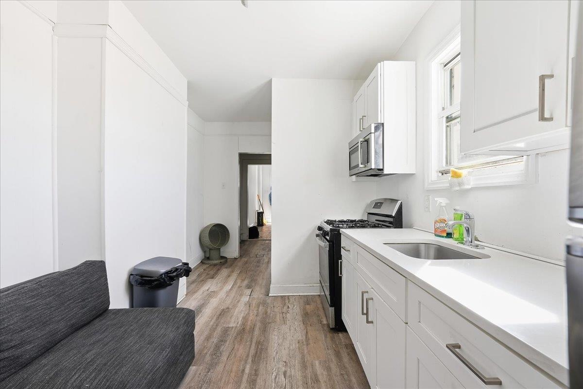 145 PACIFIC Avenue, Jersey City, JC Bergen Lafayette, NJ 07304 - Property photo 5 of 35