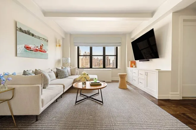 225 East 79th Street #15DE, New York, NY 10075