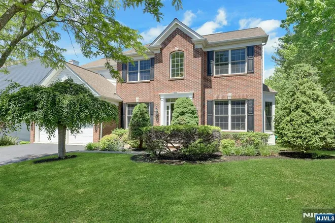 81 Lafayette, Totowa, NJ 07512
