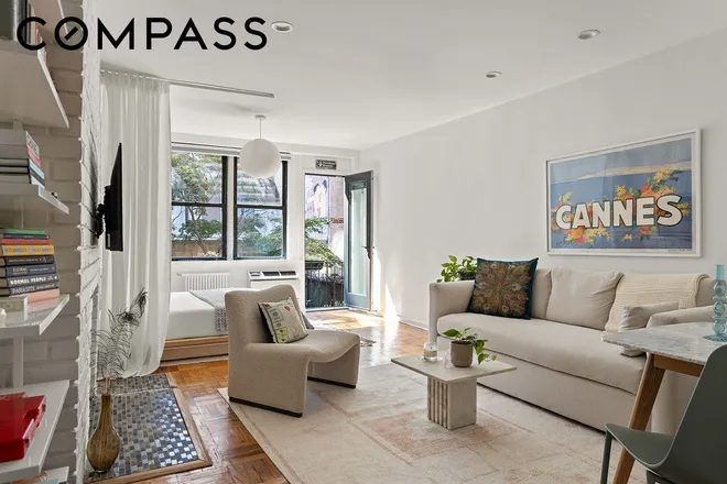 250 West 15th Street #1H, New York, NY 10011