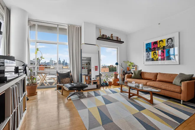 297 DRIGGS Avenue #6B, Brooklyn, NY 11222