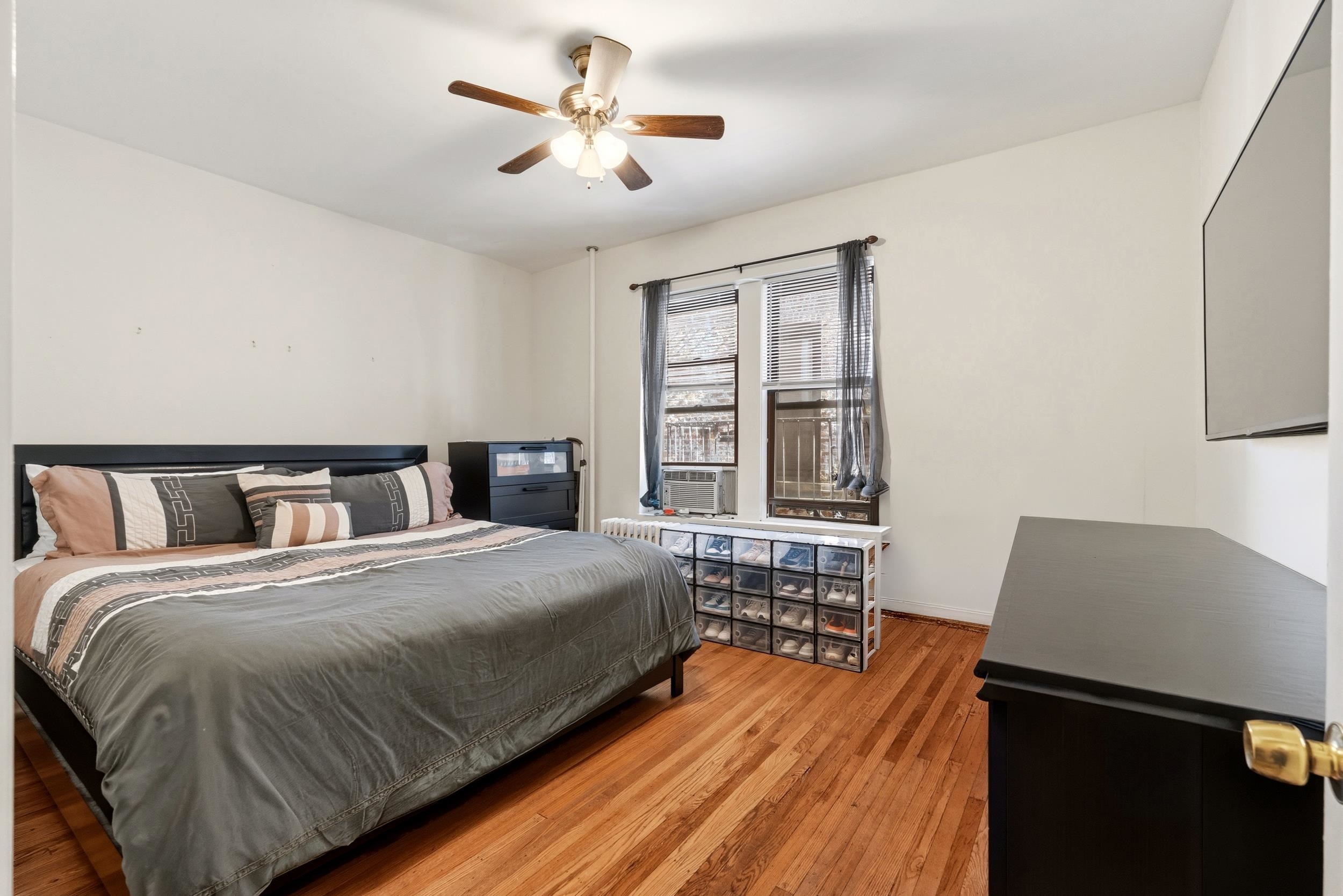 803 AVENUE A, Bayonne City, Bayonne, NJ 07002 - Property photo 3 of 13