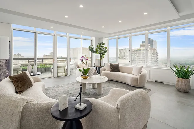 422 East 72nd Street #37AD, New York, NY 10021
