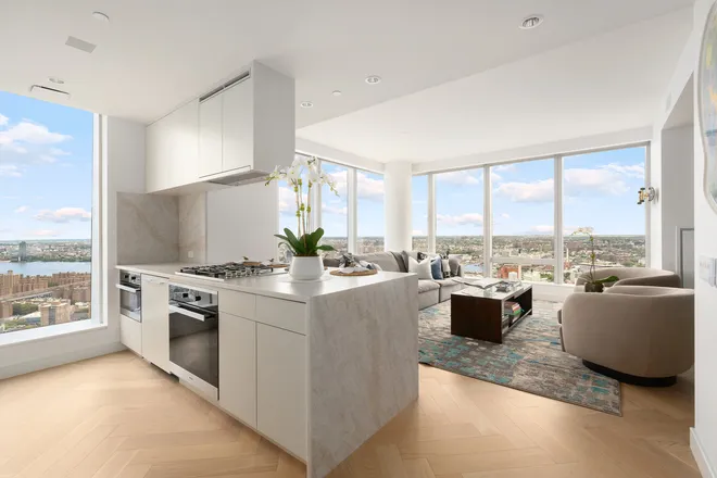 252 SOUTH Street #57D, New York, NY 10002