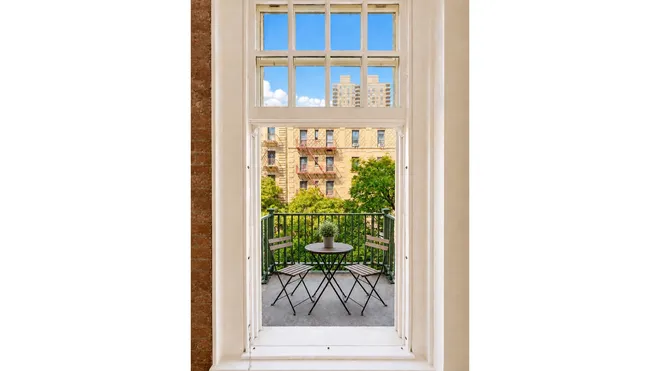 516 East 78th Street #4D, New York, NY 10075