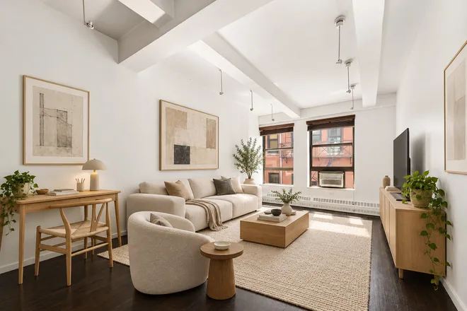 148 West 23rd Street #4D, New York, NY 10011