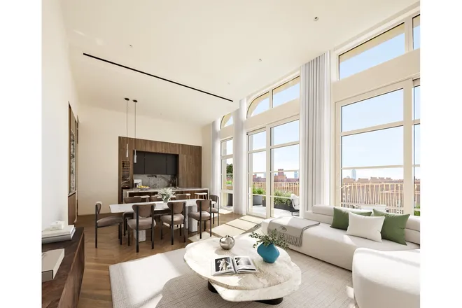 350 East 18th Street #PHB, New York, NY 10003