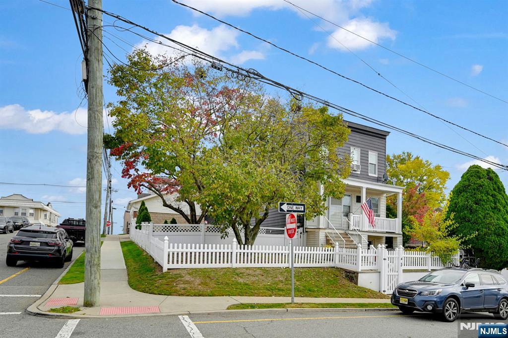 126 Macarthur, Garfield City, Garfield, NJ 07026 - Property photo 3 of 43