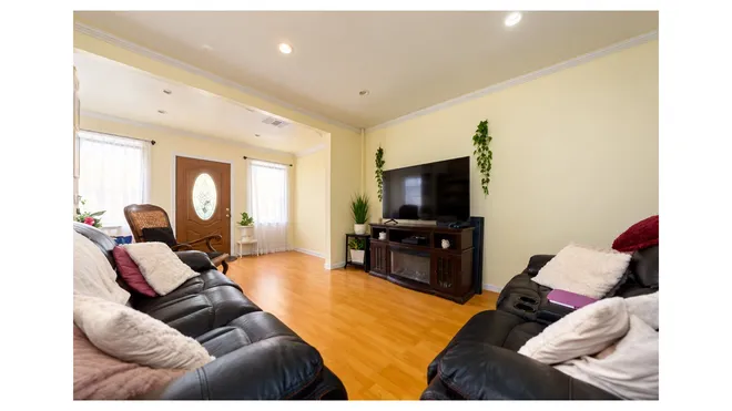126-07 116th Avenue, South Ozone Park, NY 11420