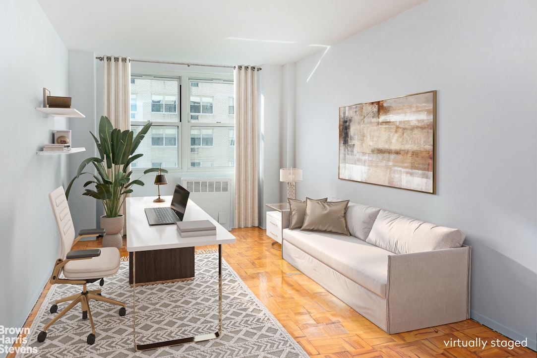 315 East 70th Street #8G, Lenox Hill, Manhattan, NY 10021 - Property photo 5 of 11