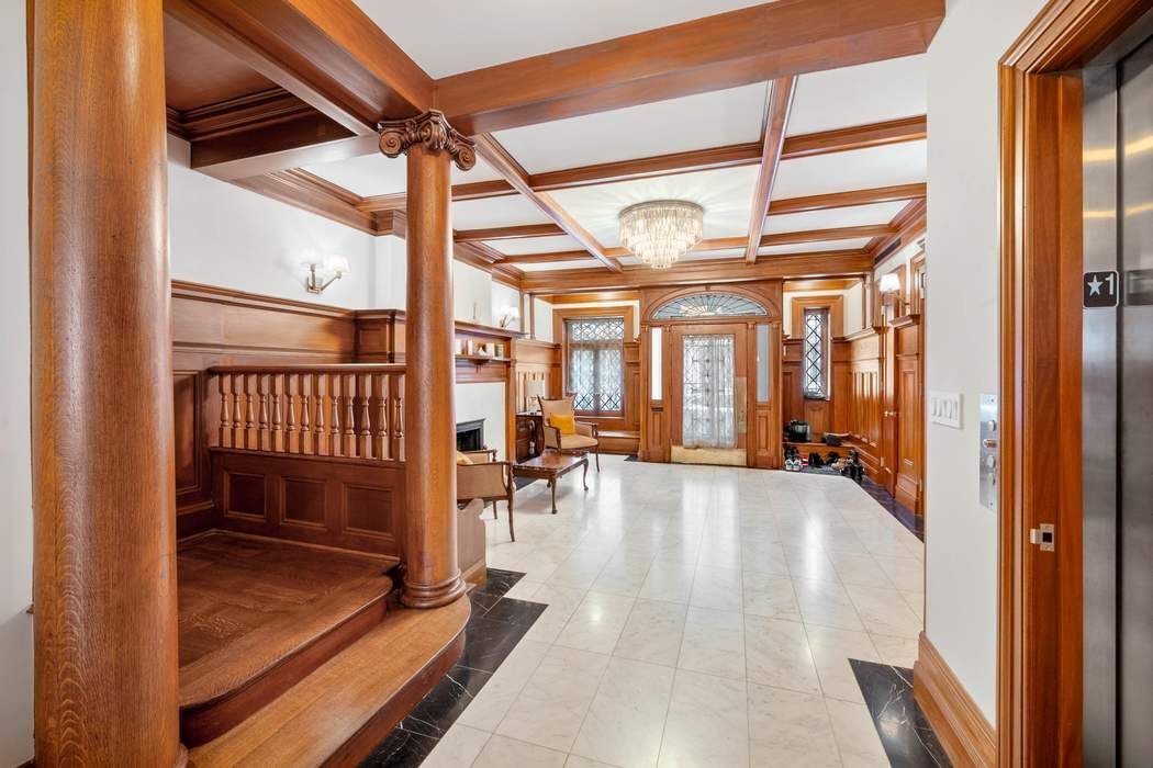 328 West 108th Street, Upper West Side, Manhattan, NY 10025 - Property photo 5 of 38
