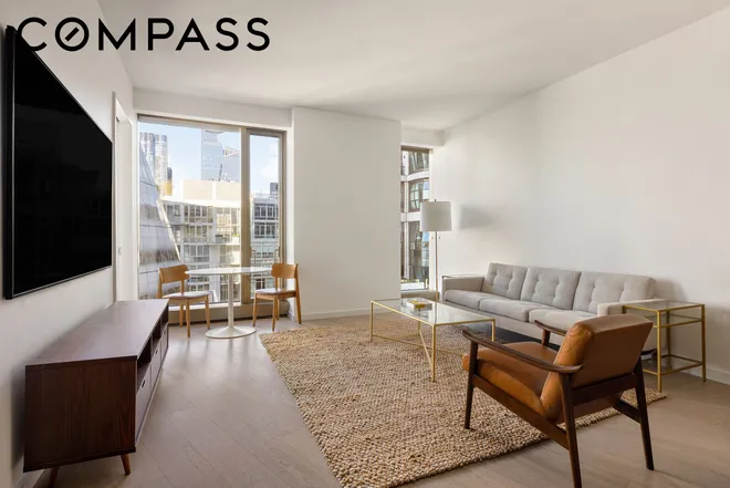 500 West 18th Street #W9D, New York, NY 10011