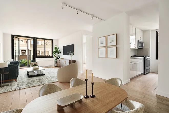 407 PARK Avenue #17A, New York, NY 10016