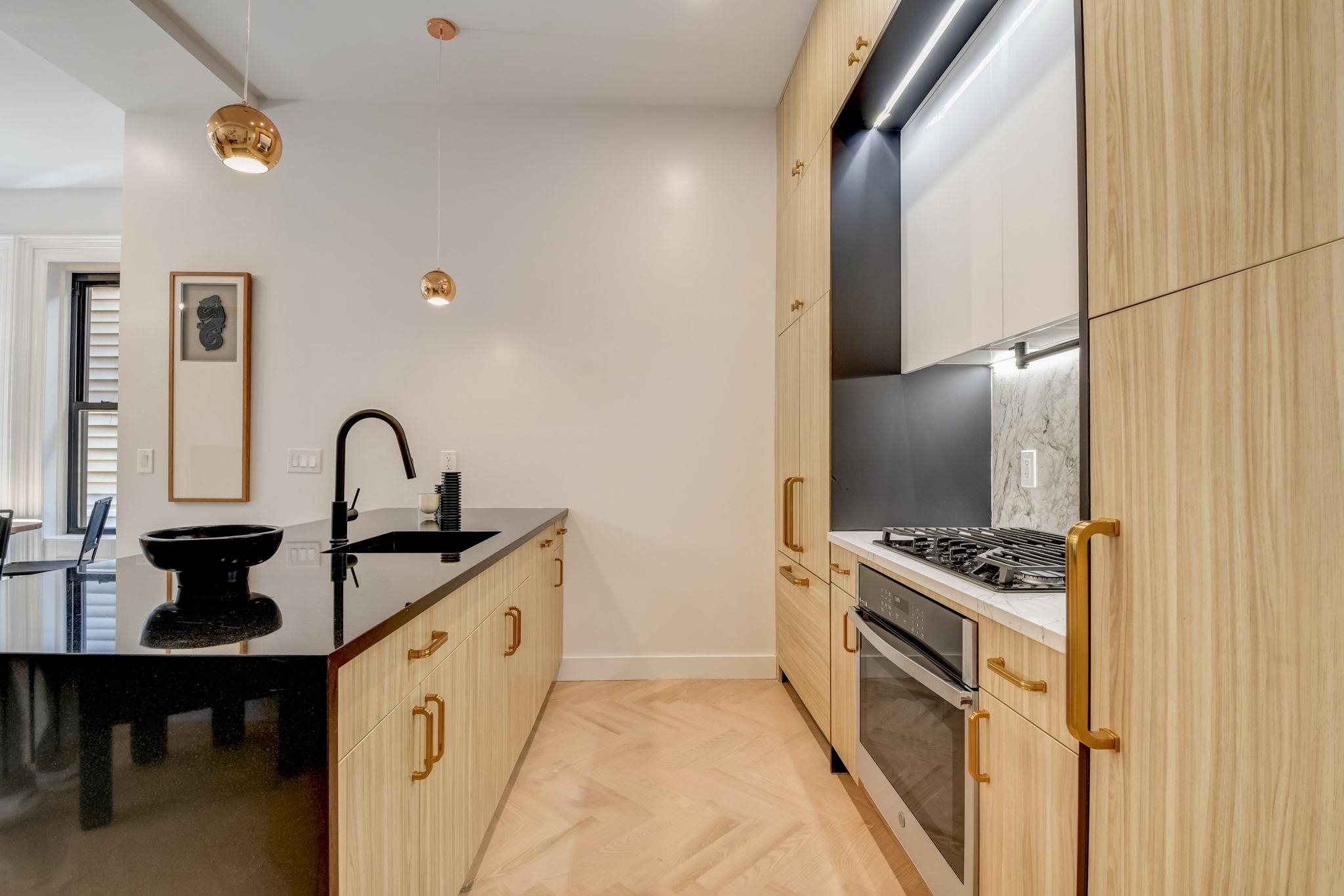278 PACIFIC Avenue, Jersey City, JC Bergen Lafayette, NJ 07304 - Property photo 2 of 36