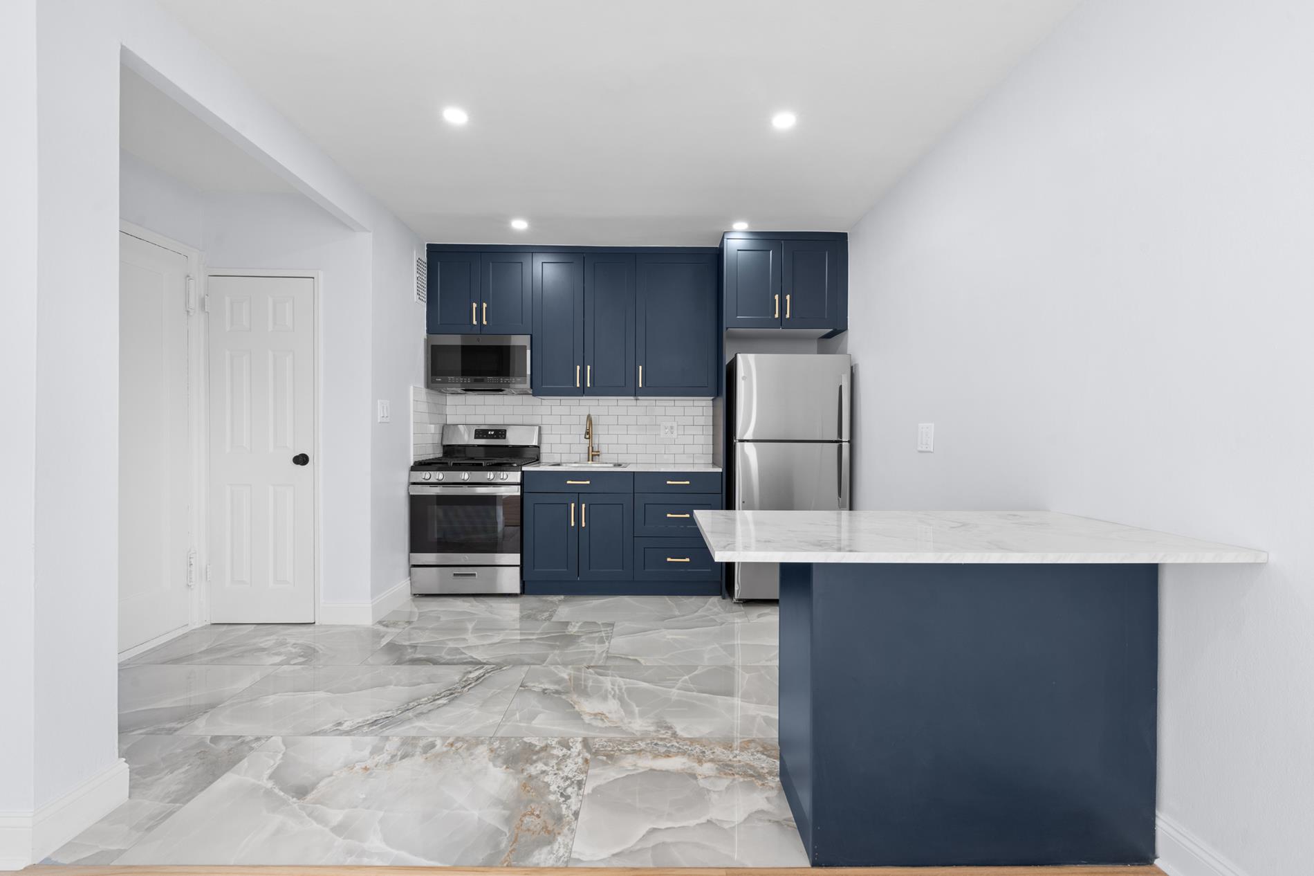 37-56 87th Street #3-C, Jackson Heights, Queens, NY 11372 - Property photo 5 of 11