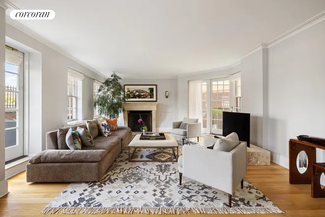 52 East 72nd Street #PHA, New York, NY 10021