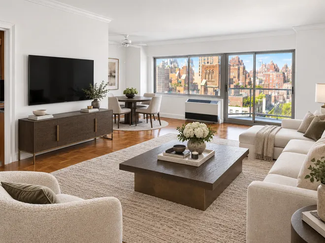 300 East 74th Street #17E, New York, NY 10021