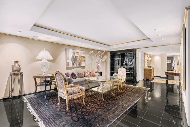 35 PARK Avenue #11D, New York, NY 10016