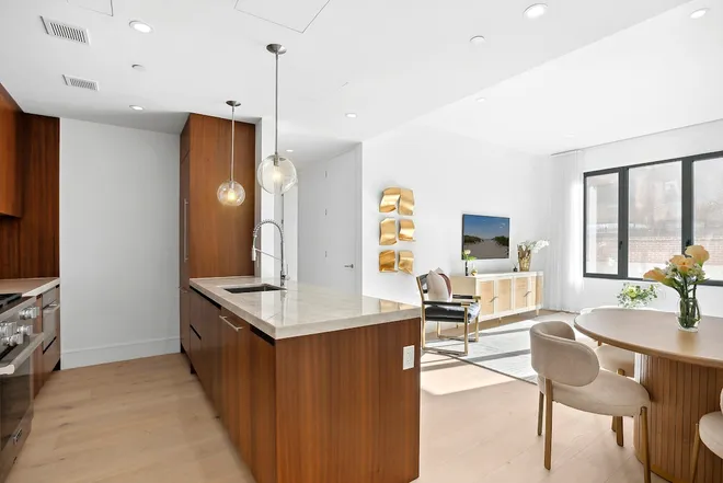 244 East 52nd Street #4C, New York, NY 10022