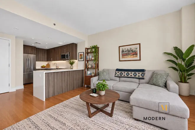 47-28 11th Street #6-D, Long Island City, NY 11101