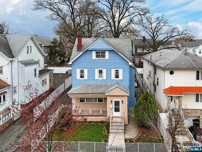 754 Highland, Newark, NJ 07104