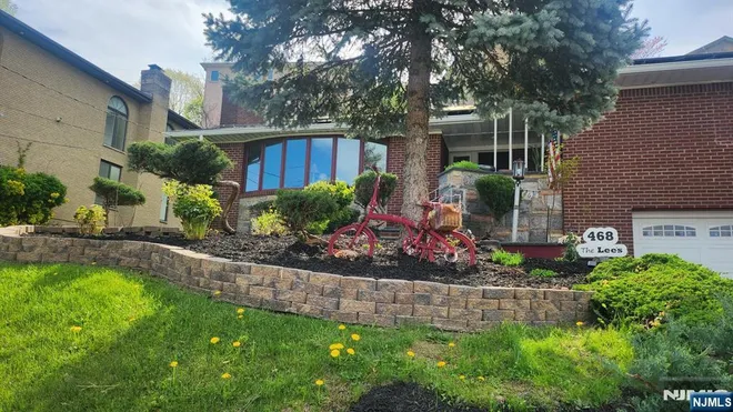 468 Oak, Ridgefield, NJ 07657