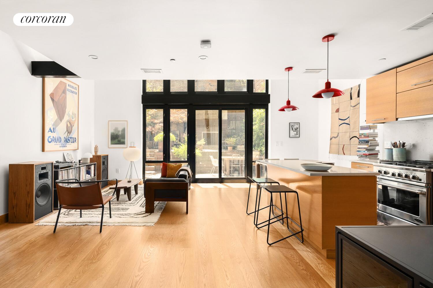 130 JACKSON Street #1E, Williamsburg, Brooklyn, NY 11211 - Property photo 3 of 14