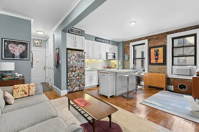 24-51 38th Street #C2, Astoria, NY 11103