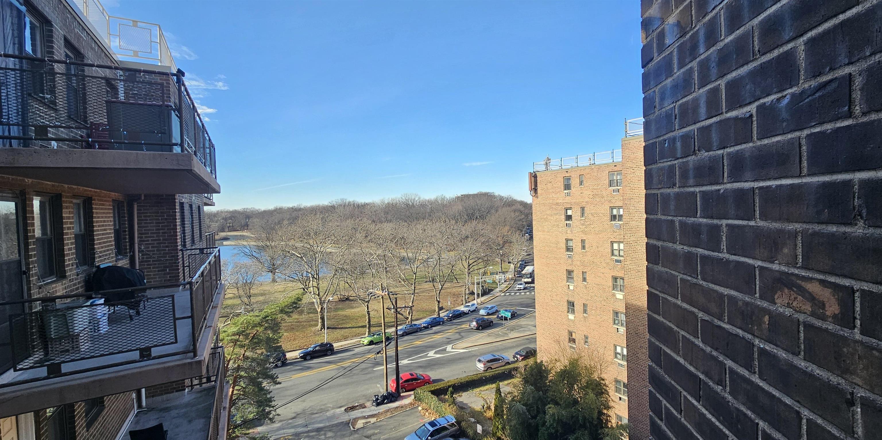 8800 BOULEVARD, North Bergen Township, North Bergen, NJ 07047 - Property photo 4 of 21