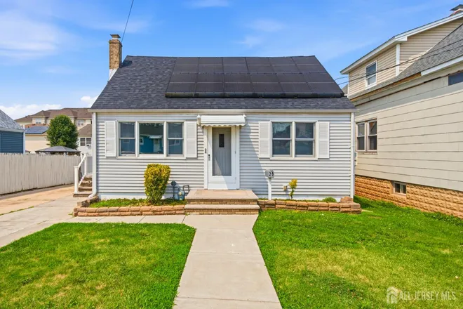 28 Saint Ann Street, Carteret Boro, NJ 07008